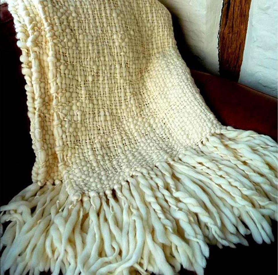 Chunky Wool Flame Knit Blanket - Image 5