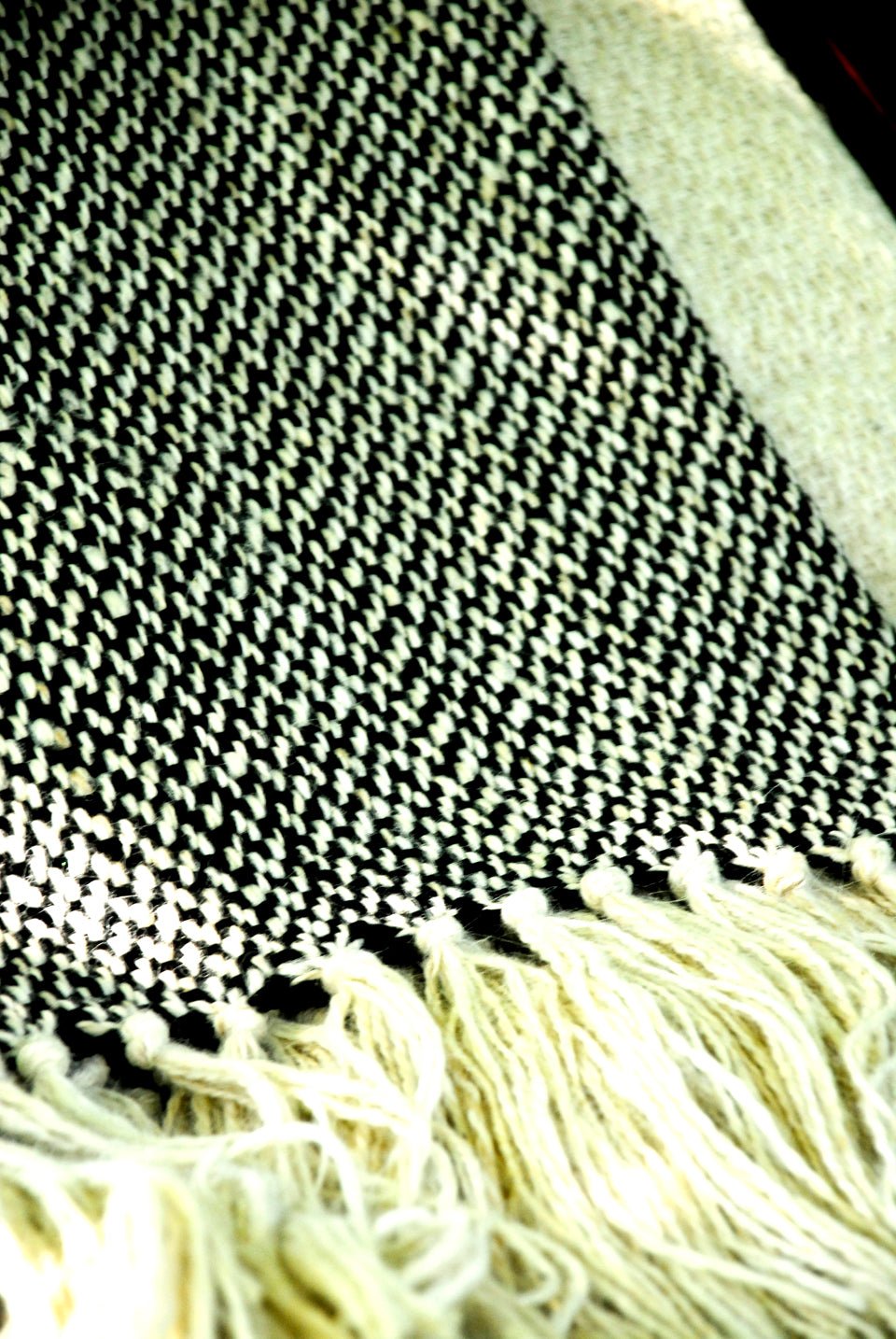 Harlequin Pattern Luxury Throw Blanket - Image 5